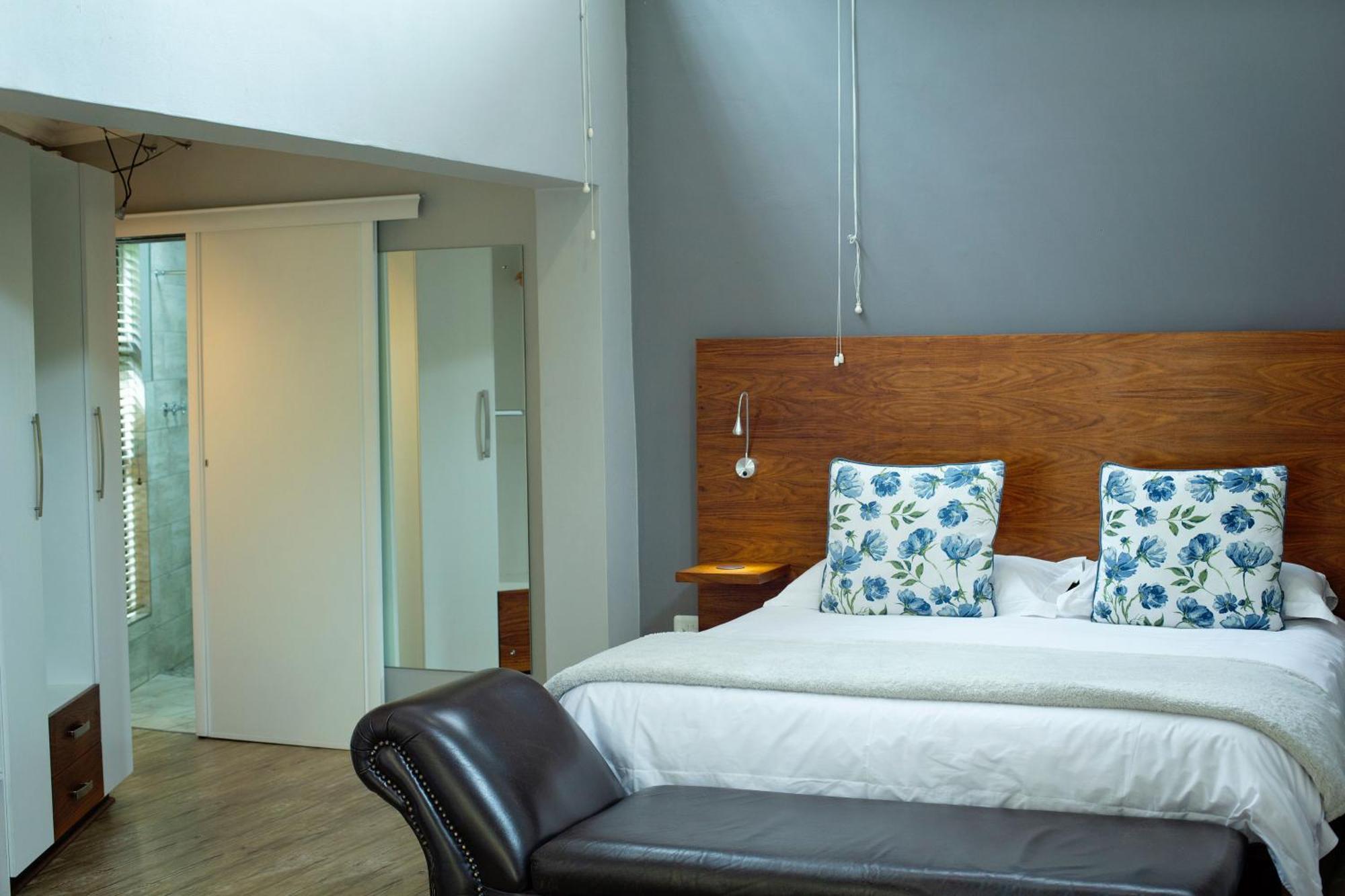 Crisp Guest Rooms Bloemfontein Exterior foto